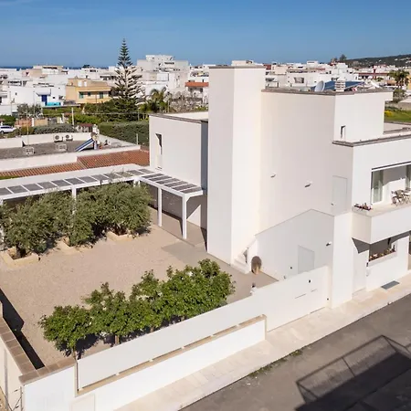 Ella Гостевой дом 3*