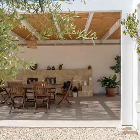 Πανσιόν Ella 3*